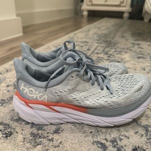 Women’s Clifton 8 Hokas